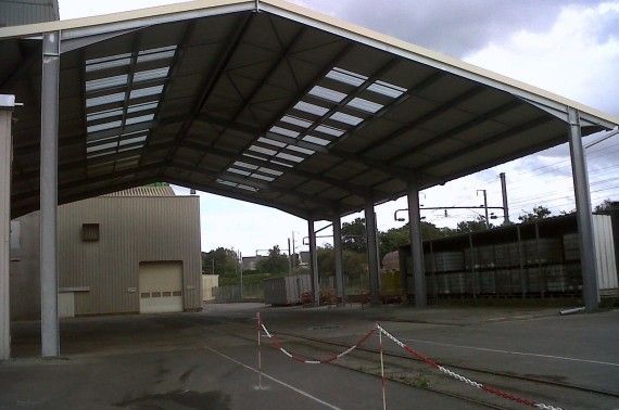 Auvent usine agroalimentaire à Lamballe (22)