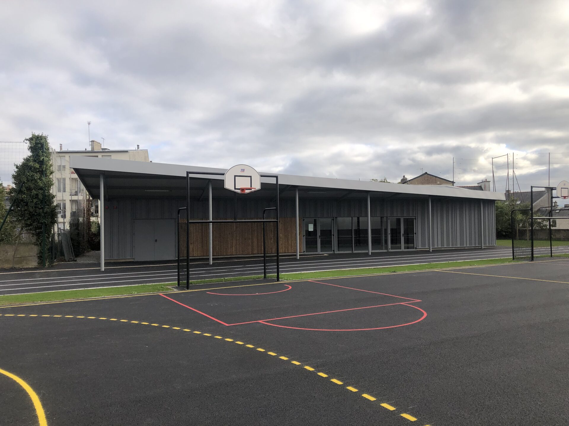 Création d’une salle de tennis de table